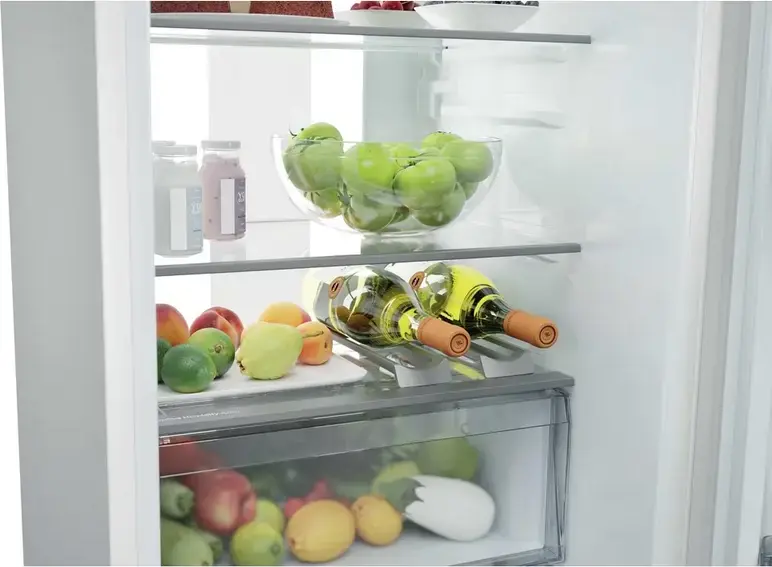 Frigider Încorporabil Candy CNBQT5519DW, No Frost, Capacitate 284L, Control Smart hOn, Clasa Energetică D, Alb, Dimensiuni 54x55x193.5 cm