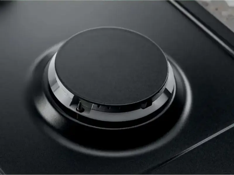 Газовая варочная панель Electrolux KGS6436K для встраивания, 4 конфорки с WOK и Speed Burner, эмалированная сталь, чугунные решетки, Gas-Control, черная, 59.5x51 см