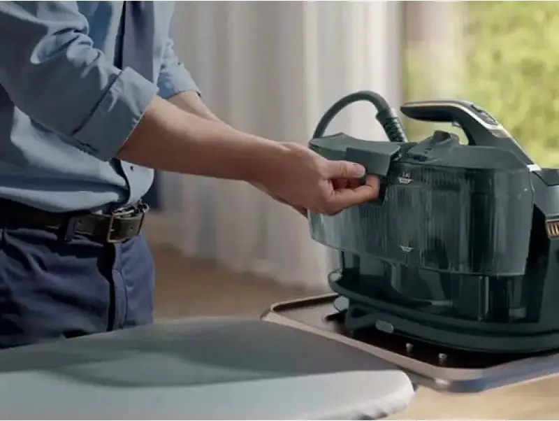 Generator de fier de calcat cu abur Philips PerfectCare 8000 PSG8200/70, 3120W, Talpa SteamGlide Elite, Presiune 9 bar, Boost 750 g/min, OptimalTemp, Verde