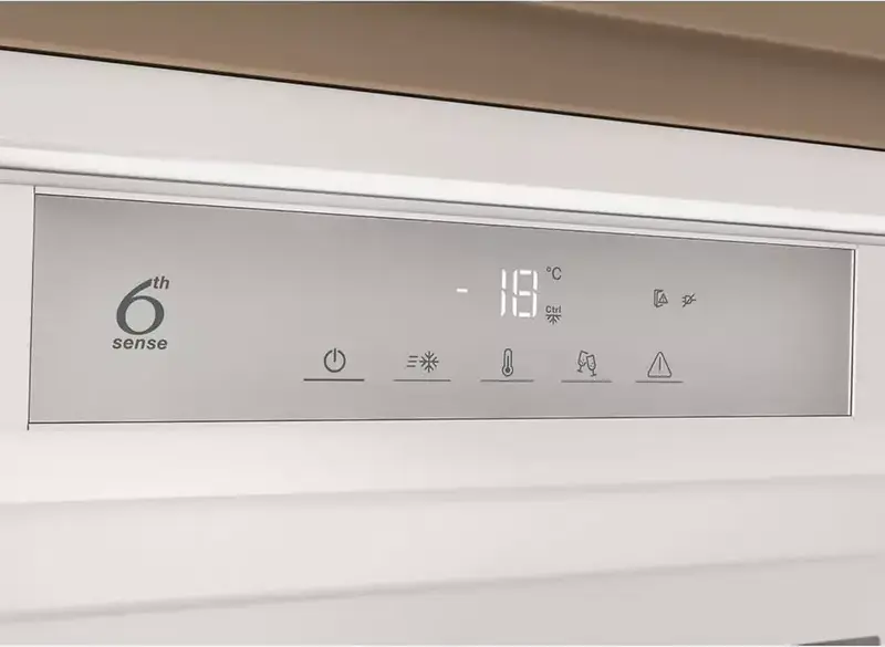 Whirlpool WHSD18F013D1 Built-in Upright Freezer, No Frost, 6th Sense Technology, 209L Capacity, Energy Class E, White, 177x54x54.5 cm