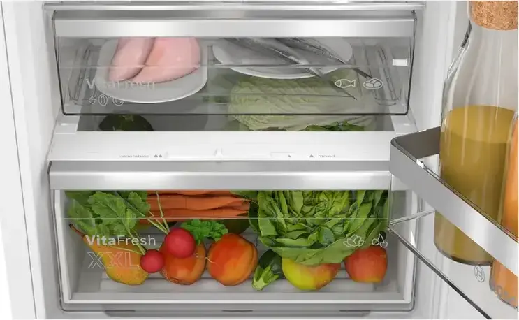 Bosch Series 4 KIN96VFD0 Built-in Fridge-Freezer, No Frost, VitaFresh, 290L Total Capacity, Energy Class D, White, 193.5 x 55.8 x 54.8 cm
