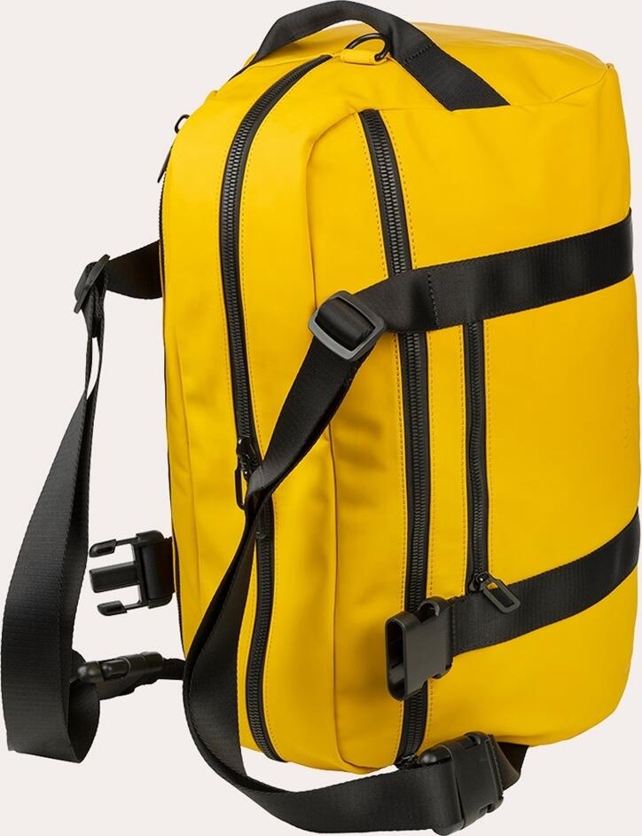 Tucano Gommo Weekender Waterproof Travel Bag, Rubberized PU & Recycled PET, 45x33x25 cm, Convertible Backpack with Padded Shoulder Strap