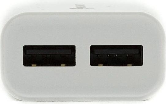 Зарядное устройство Helmet HMT-WC2UWH с двумя портами USB Type-A, 2.4А на порт, компактный сетевой адаптер с защитой от перенапряжения и перегрева, белый