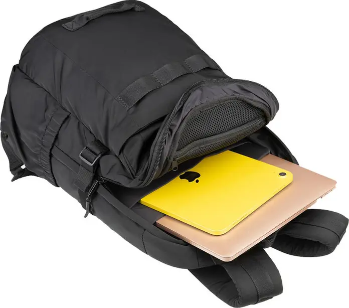Рюкзак Tucano Band для ноутбуков до 15.6 дюймов и MacBook Pro 16, из переработанного rPET, с двойным отделением и мягким карманом, черный