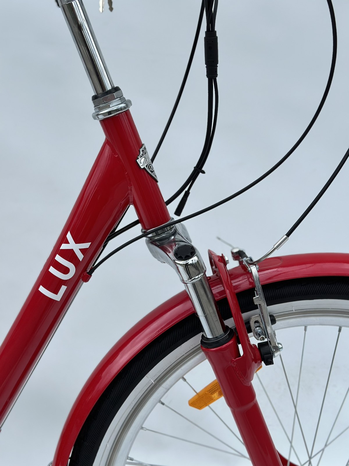Bicicleta Electrica LUX (UA) 500W 36V 12.5Ah pentru Oraș, Viteza Maxima 35km/h, Frane cu Disc, Suspensie Reglabila, Display Digital EN06, Portbagaj