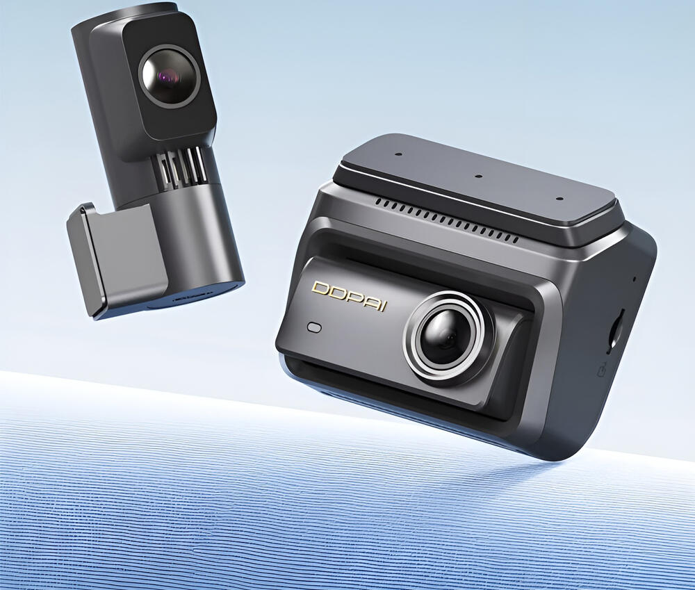 DDPai Dash Cam Z90 Dual + Rear Camera