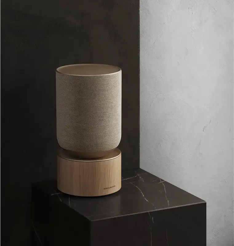 Difuzor Wireless Multiroom Bang & Olufsen Beosound Balance, 850W RMS, Stejar Natural si Aluminiu, Sisteme 3-Cale, AirPlay, Chromecast, Google Assistant
