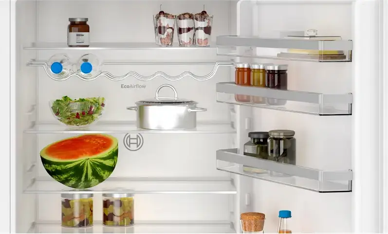 Встраиваемый холодильник с морозильной камерой Bosch Series 4 KBN96VFE0, No Frost, VitaFresh XXL, LED-дисплей, белый, объем 383 л, 193.5x70.8x54.8 см