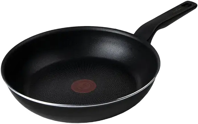 Tefal C3840553 XL Intense Non-Stick Frypan, 26 cm, Titanium 2X Coating, Aluminium with Thermo-Spot Heating Indicator, Black