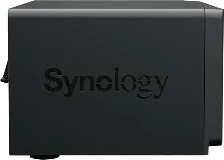 Сетевое хранилище Synology DS1825+ NAS Disk Station, 8 отсеков, AMD Ryzen V1500B 4-ядра 2.2 ГГц, 8ГБ DDR4 ECC RAM, 2 слота M.2 NVMe, Dual 1GbE LAN, Черный