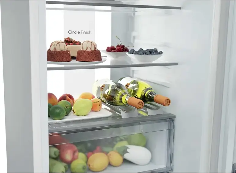 Candy CNBQT5518D Built-in Refrigerator Freezer, No Frost, 251L Capacity, Energy Class D, LED Display, hOn Smart Home, White, 177.2x54x55 cm