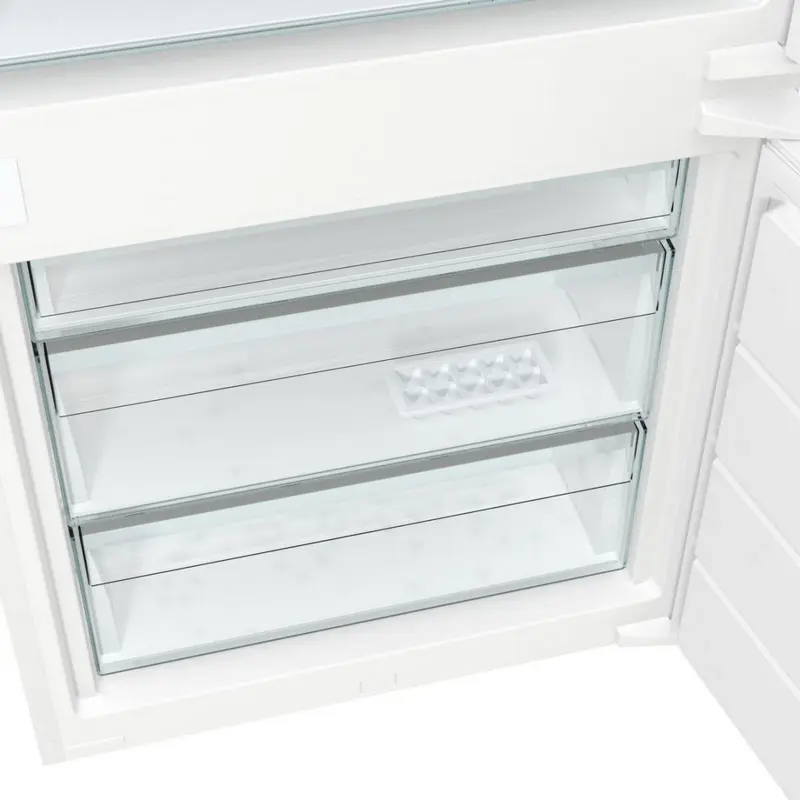 Hisense RB3B370SAWD1 Built-in Bottom Freezer Refrigerator, 377L, No Frost, Inverter Compressor, ConnectLife Smart Control, White, 193.6x69x54.5 cm