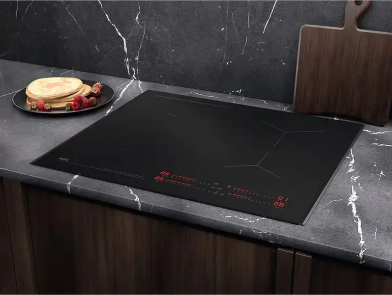 AEG NII64B30AZ 8000 Sense Boil+Fry Built-in Induction Hob, SaphirMatt Vitroceramic Surface, 4 Zones, Bridge Function, PowerBoost, Black, 61x52 cm