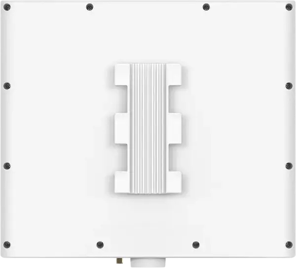 TP-Link Omada EAP772-Outdoor Wi-Fi 7 Access Point, BE9300 Six-Stream Tri-Band 2.4GHz 5GHz 6GHz, 2.5G Ethernet Port, IP68 Waterproof, PoE 802.3at, White