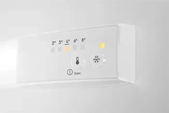 Electrolux LND5FE18S Built-in Combination Refrigerator-Freezer, White, 267L Capacity, Low Frost, ColdSense 500, LED Lighting, 177.2 cm Height