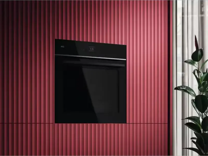 AEG TE7PB63ZAB MealAssist 7000 Built-in Electric Oven, Pyrolytic Cleaning, 71L Capacity, A++ Energy Class, Wi-Fi Connectivity, Food Probe, Black