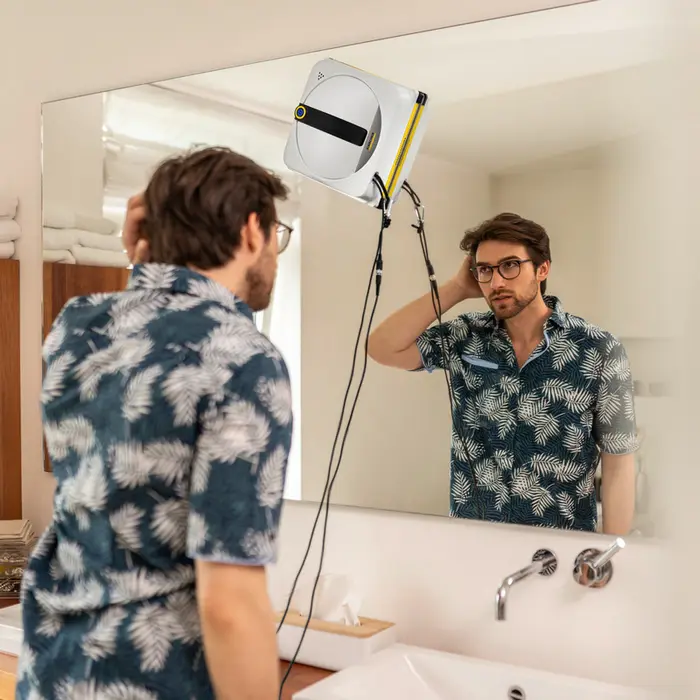 Karcher RCW 4 Extra Window Cleaning Robot, White, Automatic Microfibre Wiping with 6 Spray Nozzles, 5000 Pa Max Suction, Remote Control, for Glass and Mirrors