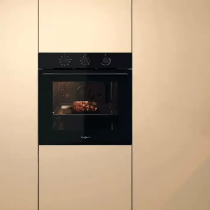 Cuptor Electric Incorporabil Whirlpool OMK38HU0B, Capacitate 71L, Clasa Energetica A, Functie Cook3, Curatare prin Hidroliza, Sticla Neagra