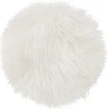 ERWIN M. LUSINI Solutions GmbH Seat cushion Bergen round Sitzkissen Bergen rund Seat cushion Bergen round; 35 cm (Ø); cream white; plain, round Sitzkissen Bergen rund; 35 cm (Ø); cremeweiß; einfarbig, rund 100% polyacrylic front, 100% polyester back. Weight approx. 1200 g/m². High-quality faux fur for use as a seat cushion for benches, chairs or corner sofas. Cozy and soft feel. Lint-free, fluffy, easy-care. 100 % Polyacryl Vorderseite, 100 % Polyester Rückseite. Gewicht ca. 1200g/m². Hochwertiges Kunstfell als Sitzkissen für Bänke, Stühle oder Lounge-Ecken verwendbar. Kuschelig weiche Haptik. Fusselfrei, flauschig, pflegeleicht.