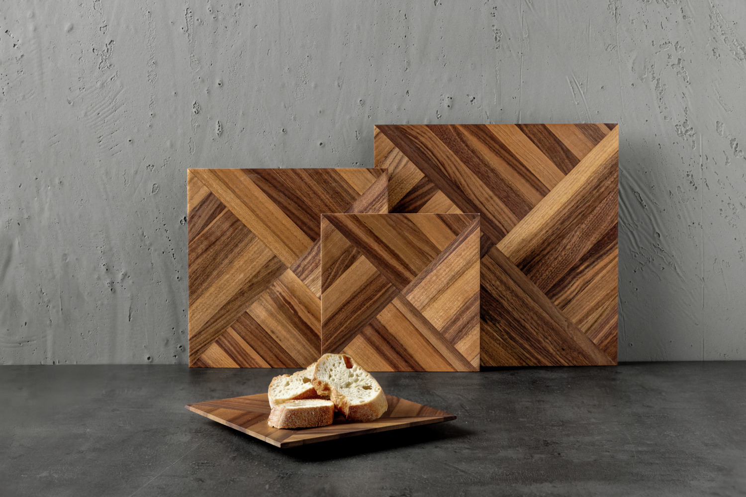 VEGA Carbo Food Board, High-Quality Walnut Wood, Herringbone Design, Tapered Shape, 23.1 x 23.1 x 1.8 cm, Food Safe Serving Board, Designed in Germany, Made in Italy