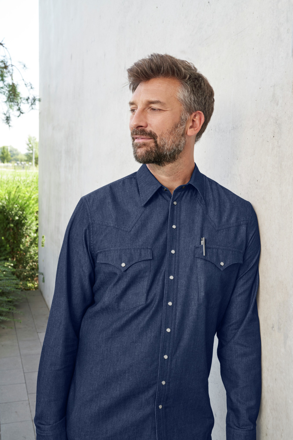 Camasa Denim JOBELINE Ryan pentru Barbati, Croiala Slim Fit, Maneca Lunga, Stil Western Modern, Amestec Bumbac-Poliester, Bleu Inchis