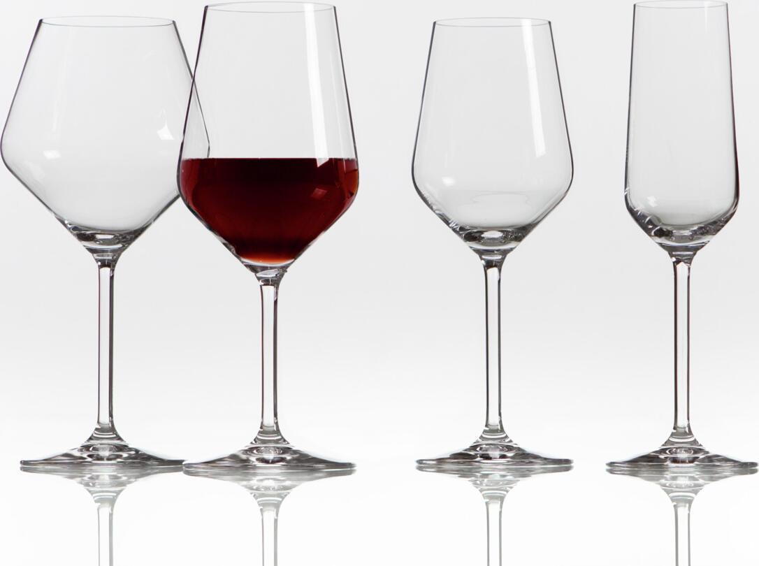 Pahare de sampanie VEGA Vinzenza, cristal de inalta calitate, 200 ml, inaltime 22.5 cm, forma zveltă pentru perlage, rezistente la masina de spalat vase, set de 6