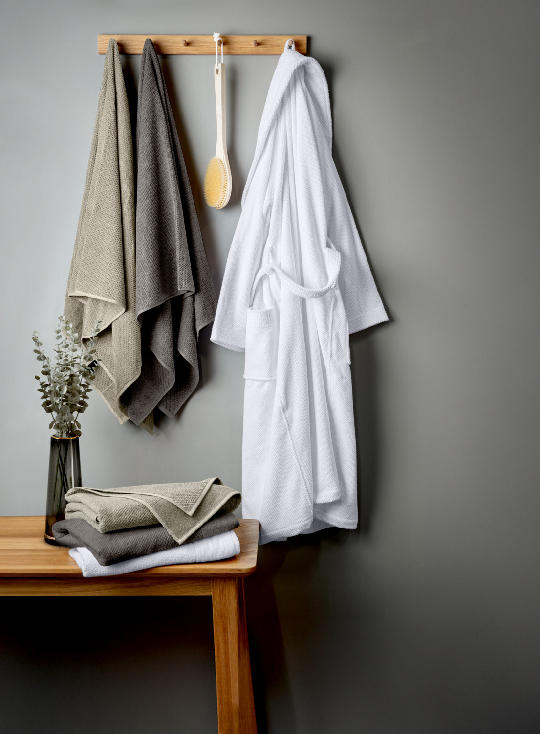 LUSINI Duo Shower Towel, Grey, 100% Cotton Twisted Terry 2-Ply, 70 x 140 cm, High Absorbency and Durability, Personalizable, 500 g/m²