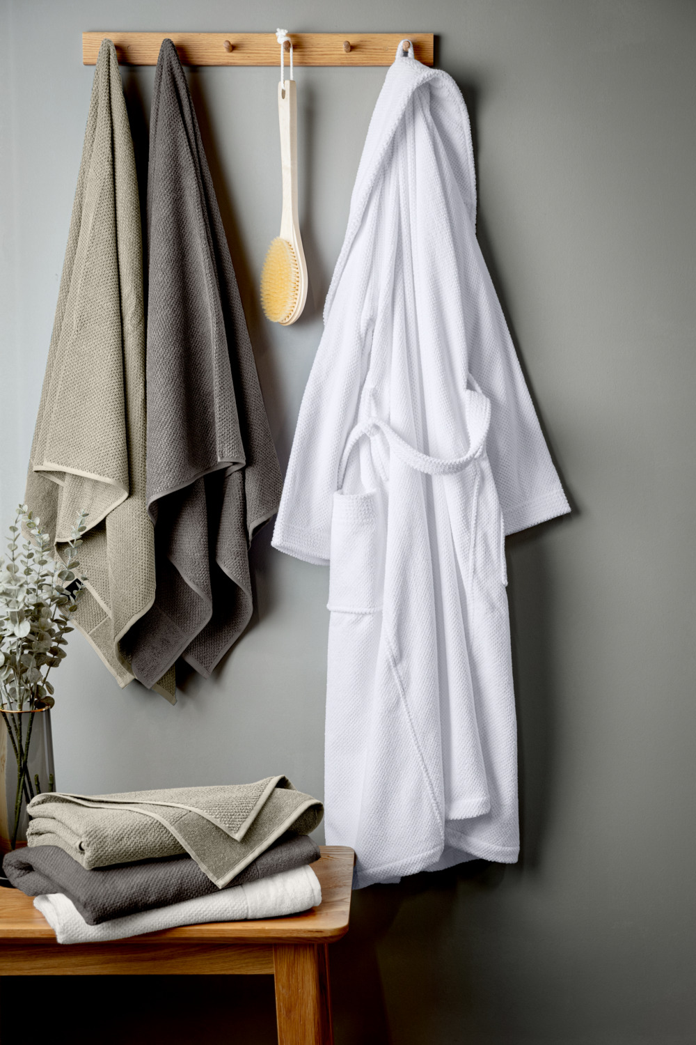 LUSINI Duo Shower Towel, White, 100% Cotton Twisted Terry 2-Ply, 70 x 140 cm, High Absorbency and Durability, Personalizable, 500 g/m²