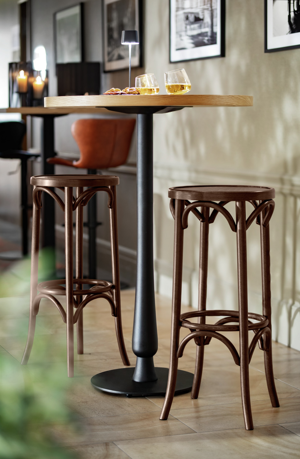 VEGA Wilhelm Bar Stool, Walnut, Solid Beech Wood Bentwood Construction, 80 cm Height, 37x37 cm Seat, Integrated Footrests, FSC-certified, Assembled