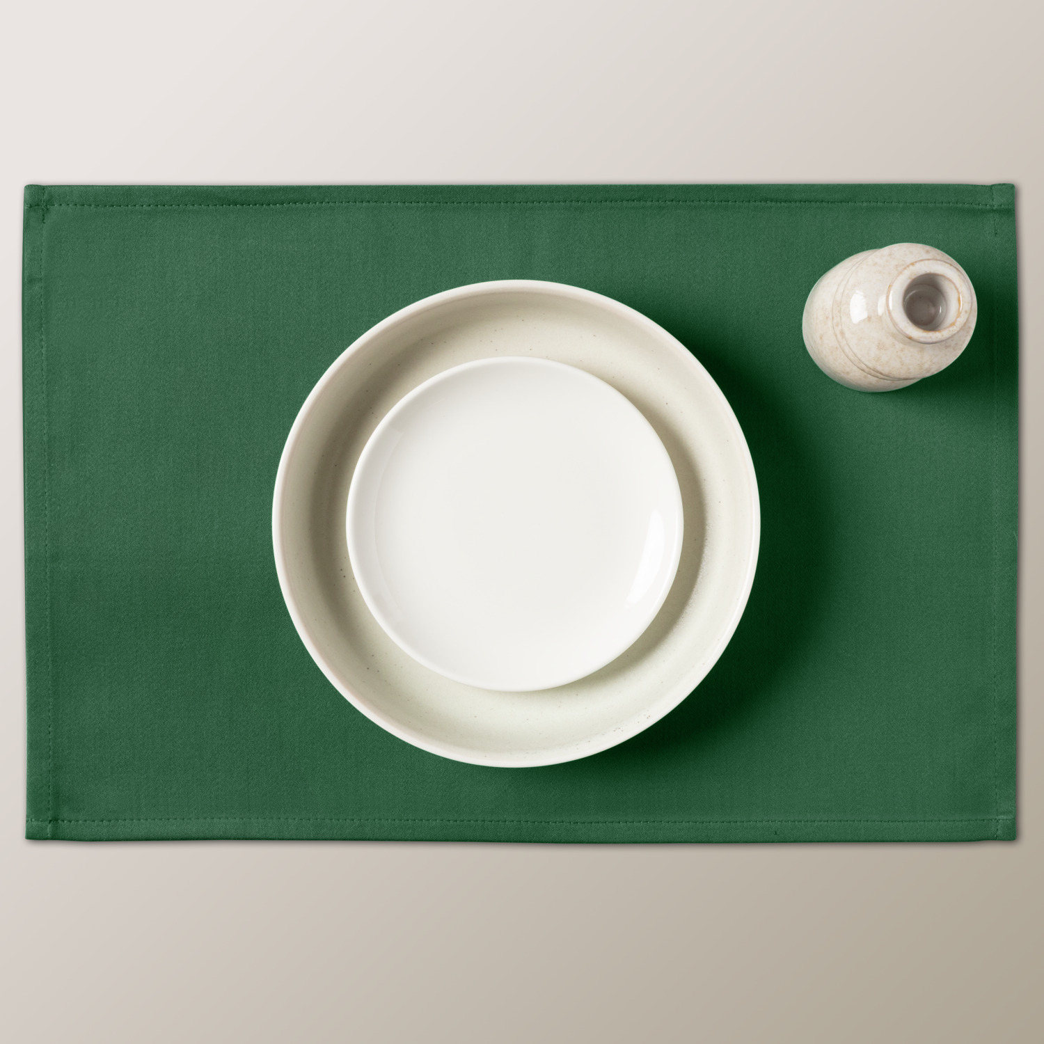 ERWIN M. LUSINI Vivienne Placemat, 30x45 cm, Green, Cotton-Polyester Blend, Plain Satin Weave, OEKO-TEX Standard 100 Certified, Durable and Easy-Care