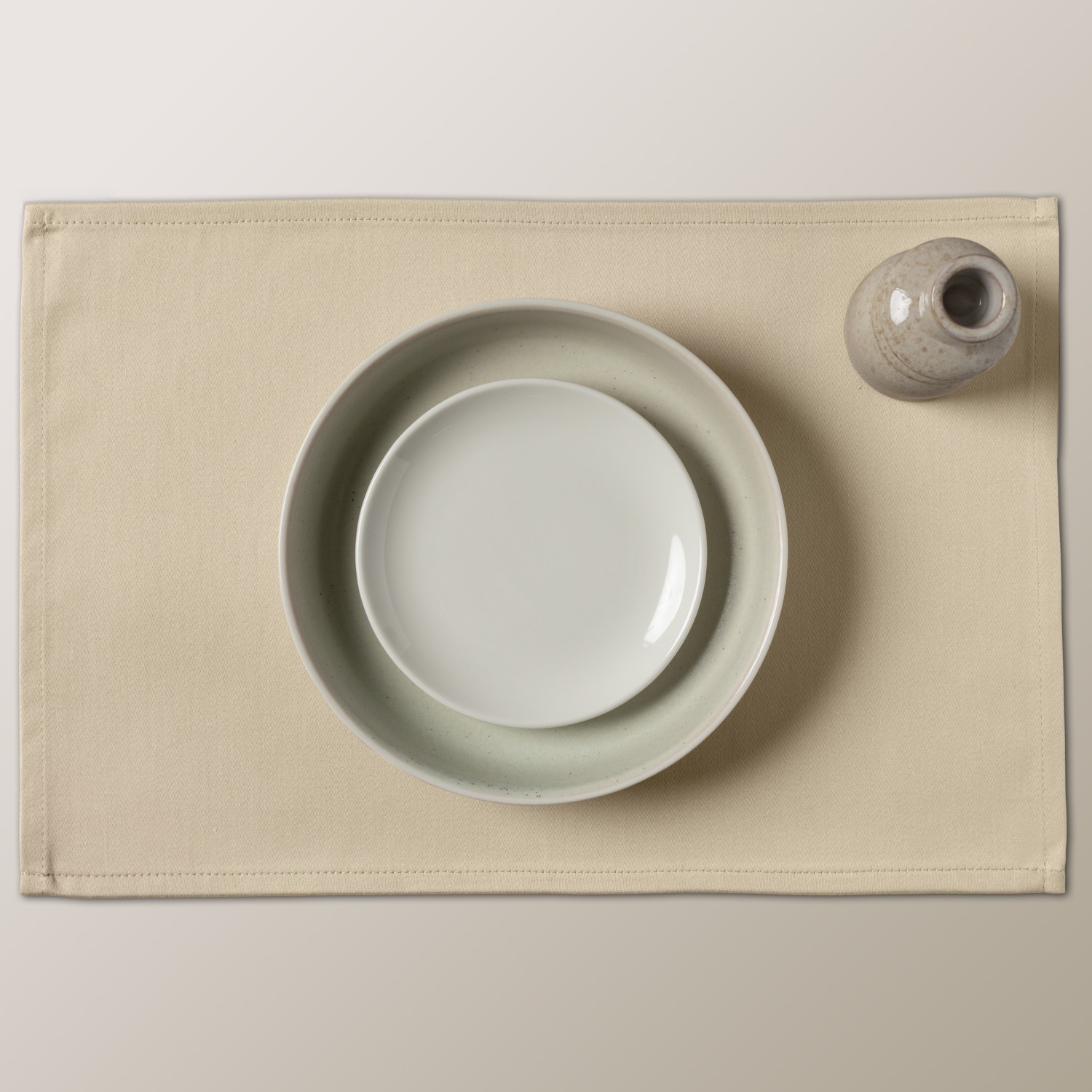 ERWIN M. LUSINI Vivienne Placemat, 30x45 cm, Sand, Cotton-Polyester Blend, Plain Satin Weave, OEKO-TEX Standard 100 Certified, Durable and Easy-Care