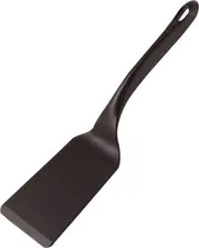 APS Assheuer + Pott GmbH & Co. KG Spatula 14 x 8.5 cm, handle: 18 cm Pfannenwender 14 x 8,5 cm, Griff: 18 cm Spatula 14 x 8.5 cm, handle: 18 cm; 32x9x6.5 cm (LxWxH); black; rectangular Pfannenwender 14 x 8,5 cm, Griff: 18 cm; 32x9x6.5 cm (LxBxH); schwarz; rechteckig Spatula 14 x 8.5 cm, handle: 18 cm, polyamide, black. Der Pfannenwender ist ein praktischer Küchenhelfer für Gastronomie, Catering und den privaten Haushalt. Er eignet sich ideal zum Wenden, Anheben und Servieren von Bratgut, Gemüse, Eierspeisen oder Gebäck. Gefertigt aus Polyamid überzeugt er durch seine pflegeleichte, robuste Qualität und unterstützt komfortables Arbeiten in der täglichen Speisenzubereitung. * Material: Polyamid * Zum Wenden, Anheben und Servieren geeignet * Für Bratgut, Gemüse und Eierspeisen einsetzbar * Ideal für Küche, Gastronomie und Catering * Pflegeleicht und robust * Spülmaschinengeeignet