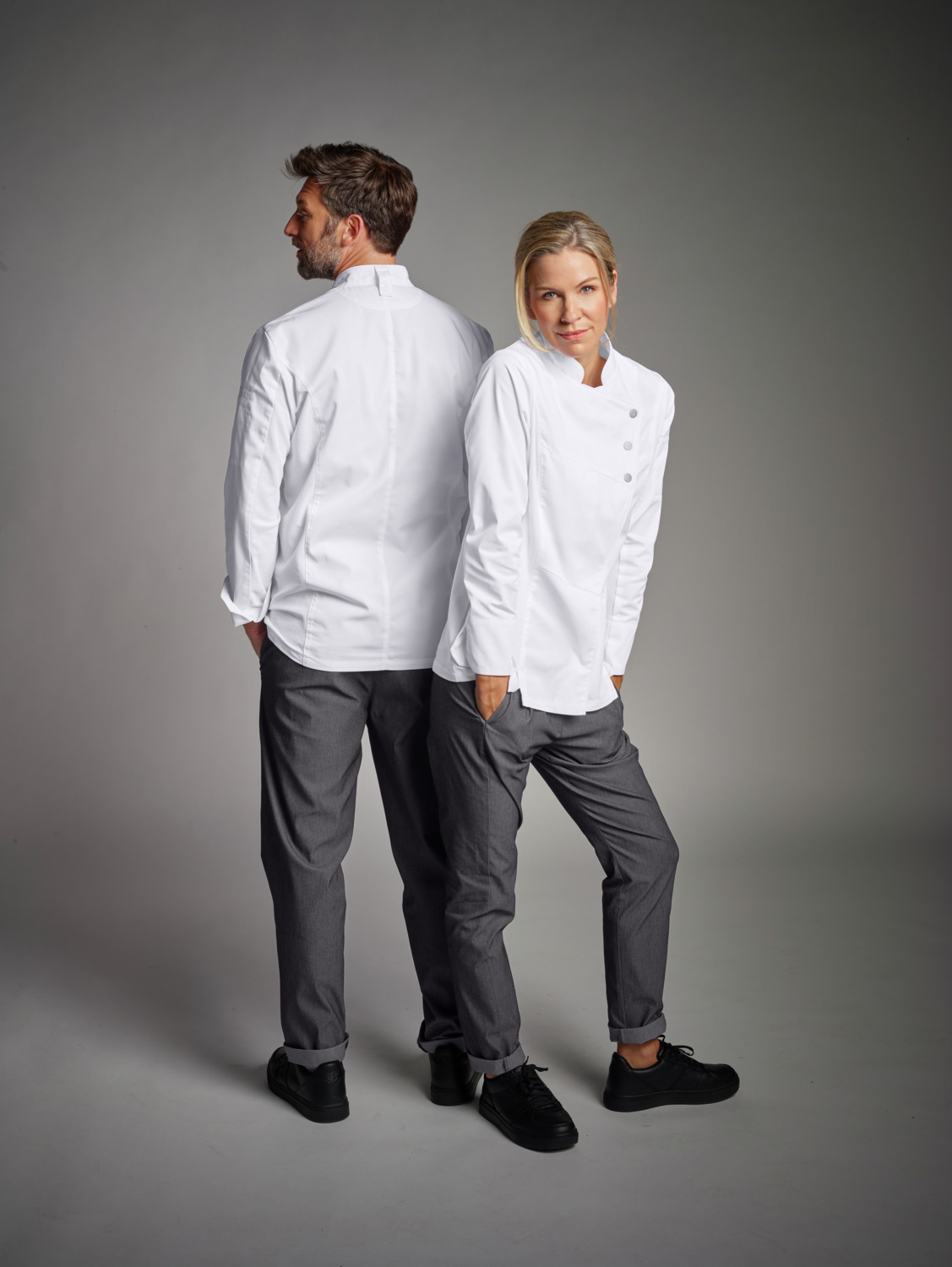 Jobeline Lewis Men's Chef's Jacket, Long-Sleeved White Professional Coat, 65% Polyester 35% Cotton, Snap Button Fastening, OEKO-TEX Certified