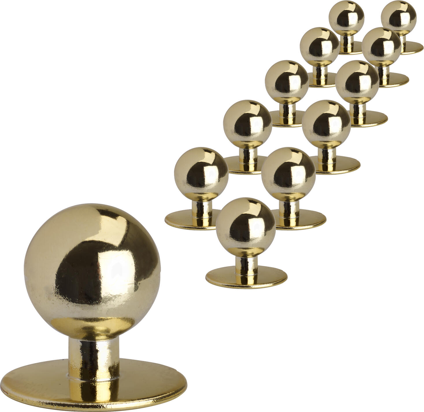 PULSIVA LUSINI Solutions GmbH Ball buttons plain glossy Kugelknöpfe Uni glänzend Ball buttons plain glossy; golden; round; 12 piece / pack Kugelknöpfe Uni glänzend; gold; rund; 12 Stück / Pack Ball buttons plain. Suitable for all chef jackets in our range. You get the ball buttons each in a pack of 12. The durable ball buttons with smooth surface can be opened quickly and offer numerous combination possibilities. Kugelknöpfe uni. Passend für alle Kochjacken in unserem Sortiment. Sie erhalten die Kugelknöpfe jeweils im 12er-Pack. Die strapazierfähigen Kugelknöpfe mit glatter Oberfläche lassen sich schnell öffnen und bieten zahlreiche Kombinationsmöglichkeiten.