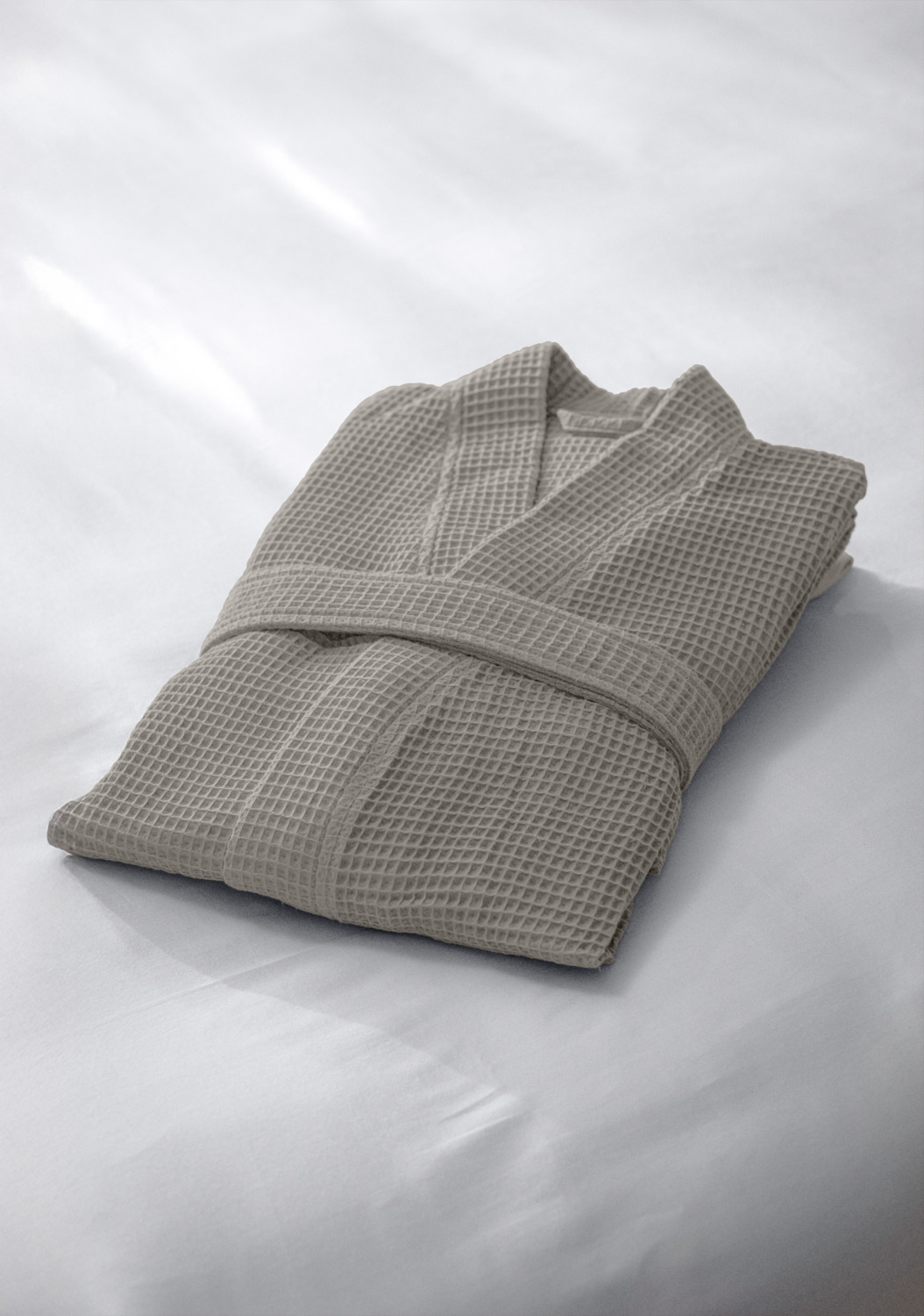 Rob de baie ERWIN M. LUSINI Mino, 100% bumbac pur, material piqué tip vafe, croială kimono, mâneci 7/8, OEKO-TEX Standard 100, pentru hoteluri și spa