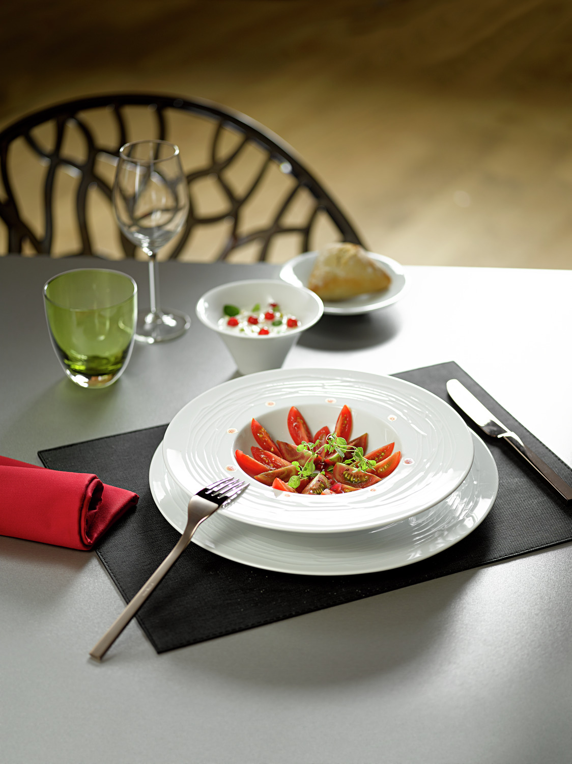 VEGA Taifun Porcelain Flat Plate, 31 cm, 4 pcs, White with Extravagant Relief Rim Pattern, Dishwasher and Microwave Safe