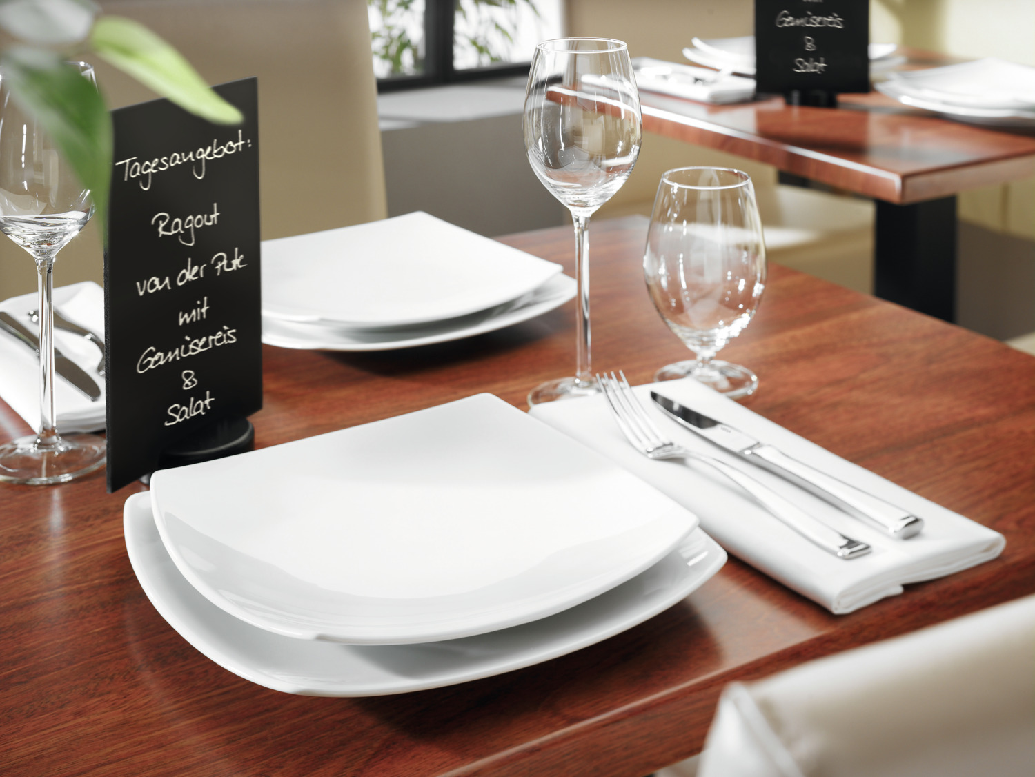 VEGA Bali Square Flat Plate, White Porcelain, 19 x 19 x 0.9 cm, Dishwasher and Microwave Safe