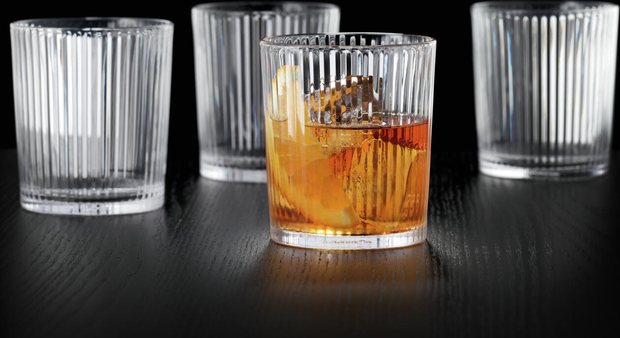 Pahar pentru Whisky Spiegelau Apero, 370ml din Cristal, Rezistent la Spargere si Spalat in Masina de Spalat Vase, Transparent
