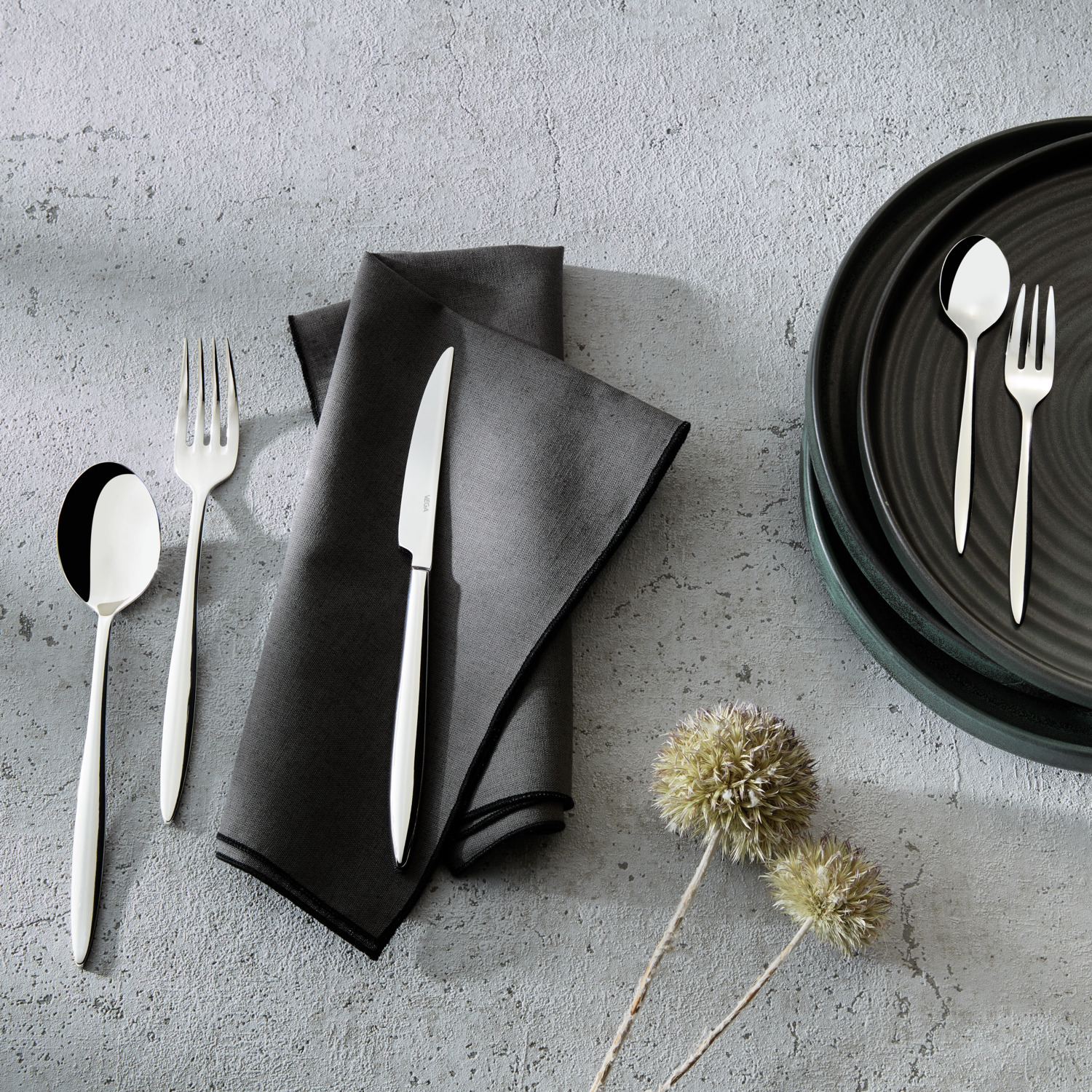 VEGA Sydney Cake Fork, 18/10 Chrome-Nickel Stainless Steel, Mirror Polished, Slim Round Handle, Gastronomy Grade, 14.6 cm, Silver