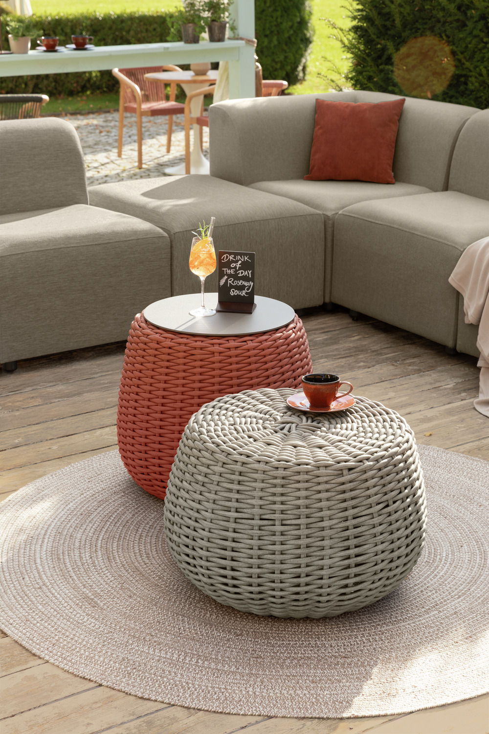 VEGA Tavano Outdoor Pouf and Side Table 2-in-1, Rope Wicker, Aluminium Frame, 55cm Diameter x 50cm Height, Weatherproof UV-Resistant, Terracotta