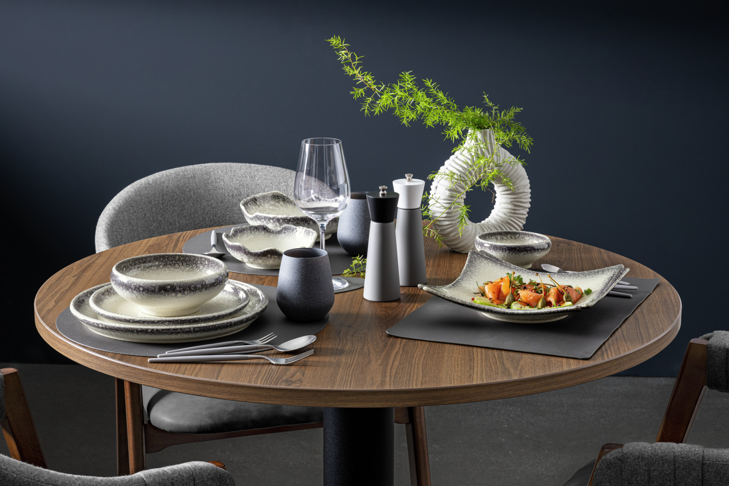 VEGA Nagoya Porcelain Bowl, 245 ml, 12.5 cm Diameter, White/Grey Ceramic Look, Microwave and Dishwasher Safe, Unique Design