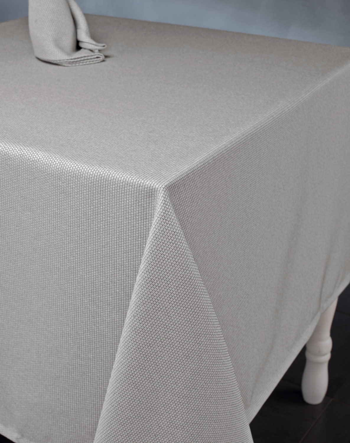 Erwin M. Lusini Ambita Jacquard Tablecloth, 100% Polyester, 80x80 cm Square, Light-grey, Stain Resistant, Hard-wearing Easy-care Fabric