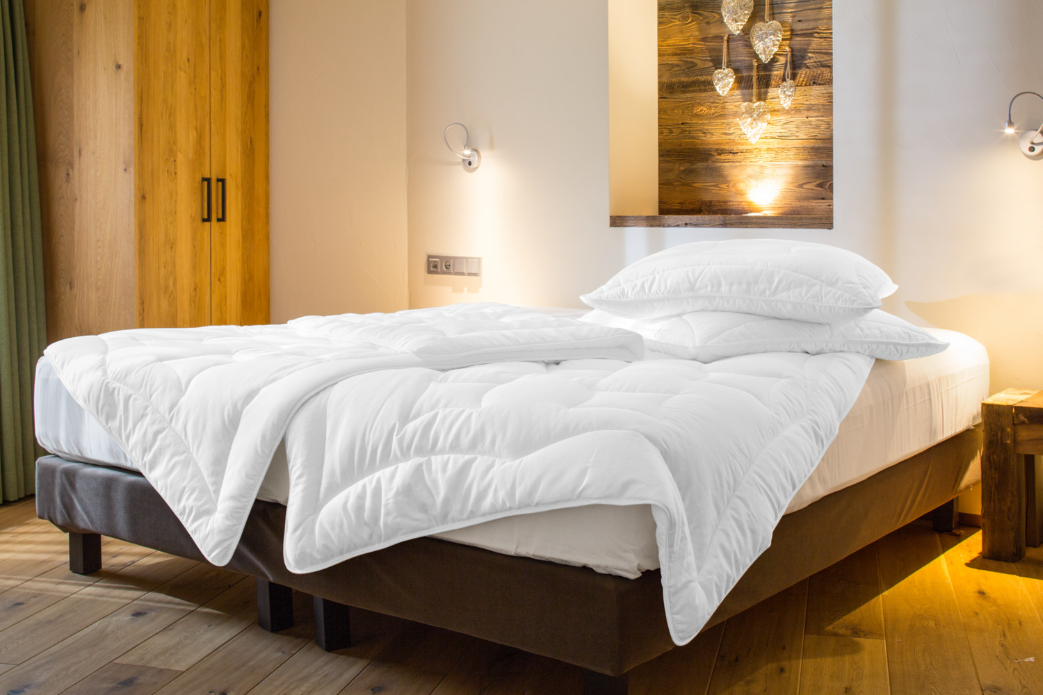 Подушка LUSINI Yukon fibre, 60x8