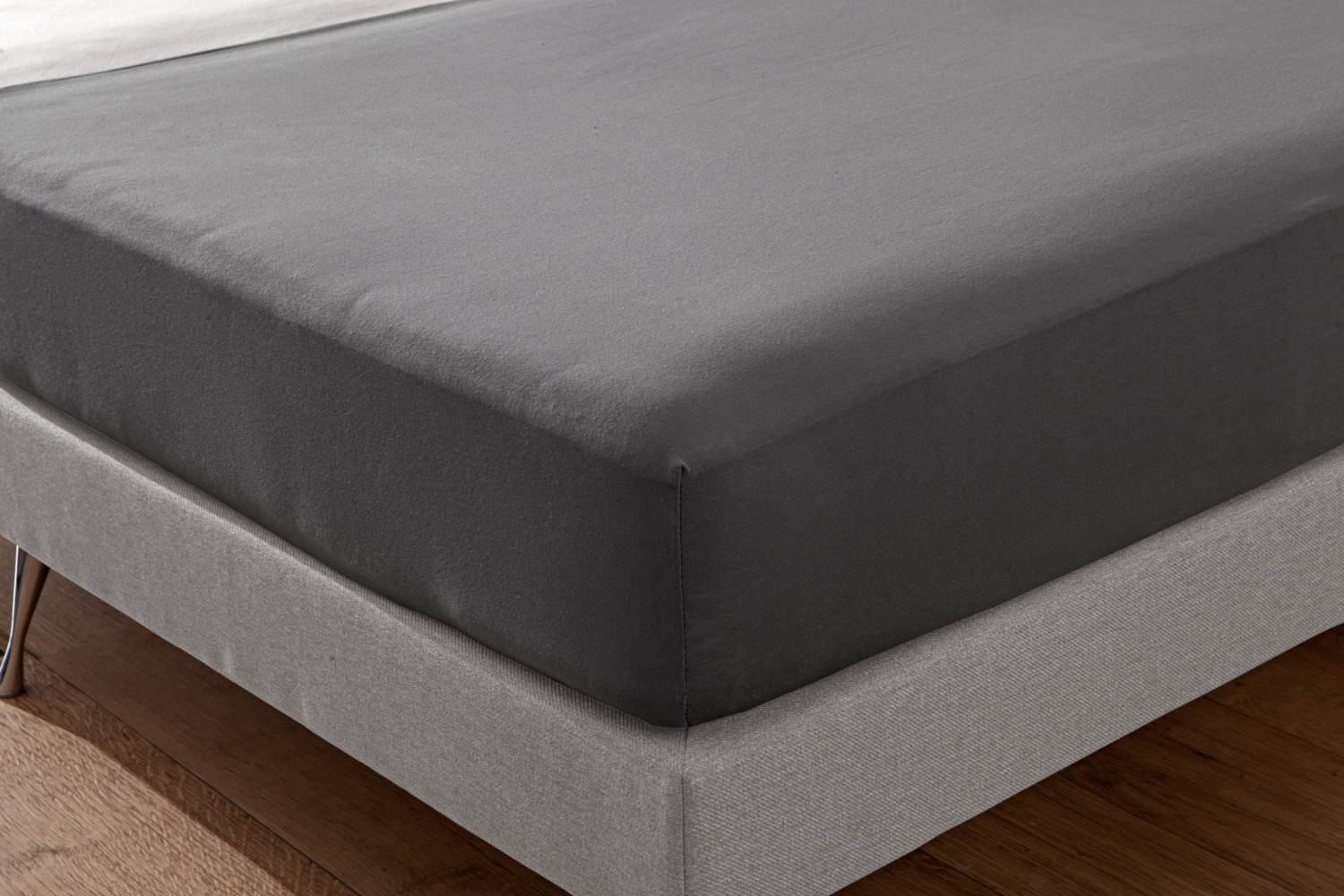 Lencea de pat cu elastic ERWIN M. Jersey, 96% bumbac 4% spandex, 140-160 x 200-220 cm, inaltime 25 cm, OEKO-TEX Standard 100 Calitate Hotel
