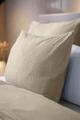 Husa pentru Pled ERWIN M. LUSINI Avellino, 100% Bumbac Seersucker, 160 x 210 cm, Bej, Fara Calcat, Respirabila, OEKO-TEX Standard 100, Inchidere Hotel