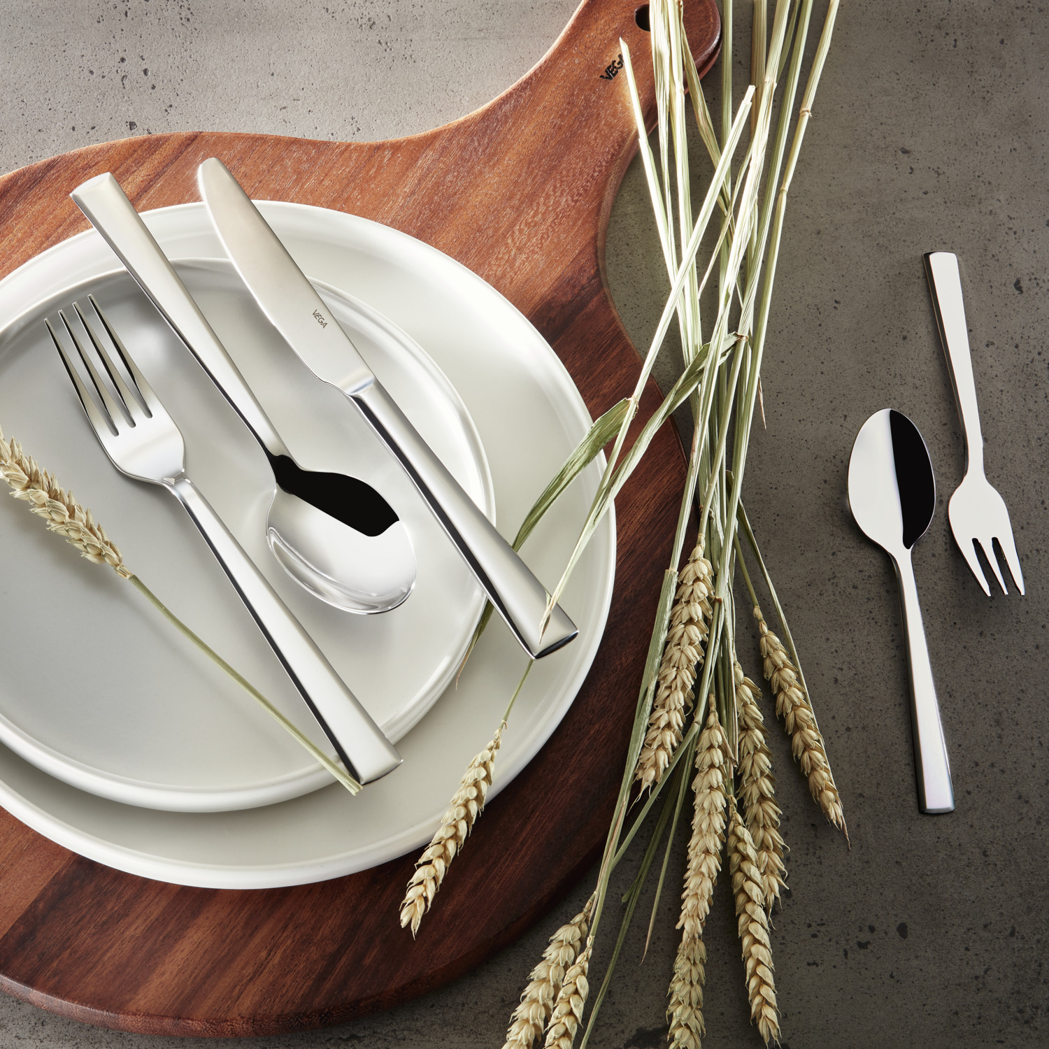 VEGA Stockholm Starter Dessert Fork Set, 18/0 Chrome Stainless Steel, Mirror Polished, Rustproof, 18.5 cm, Dishwasher Safe, Silver