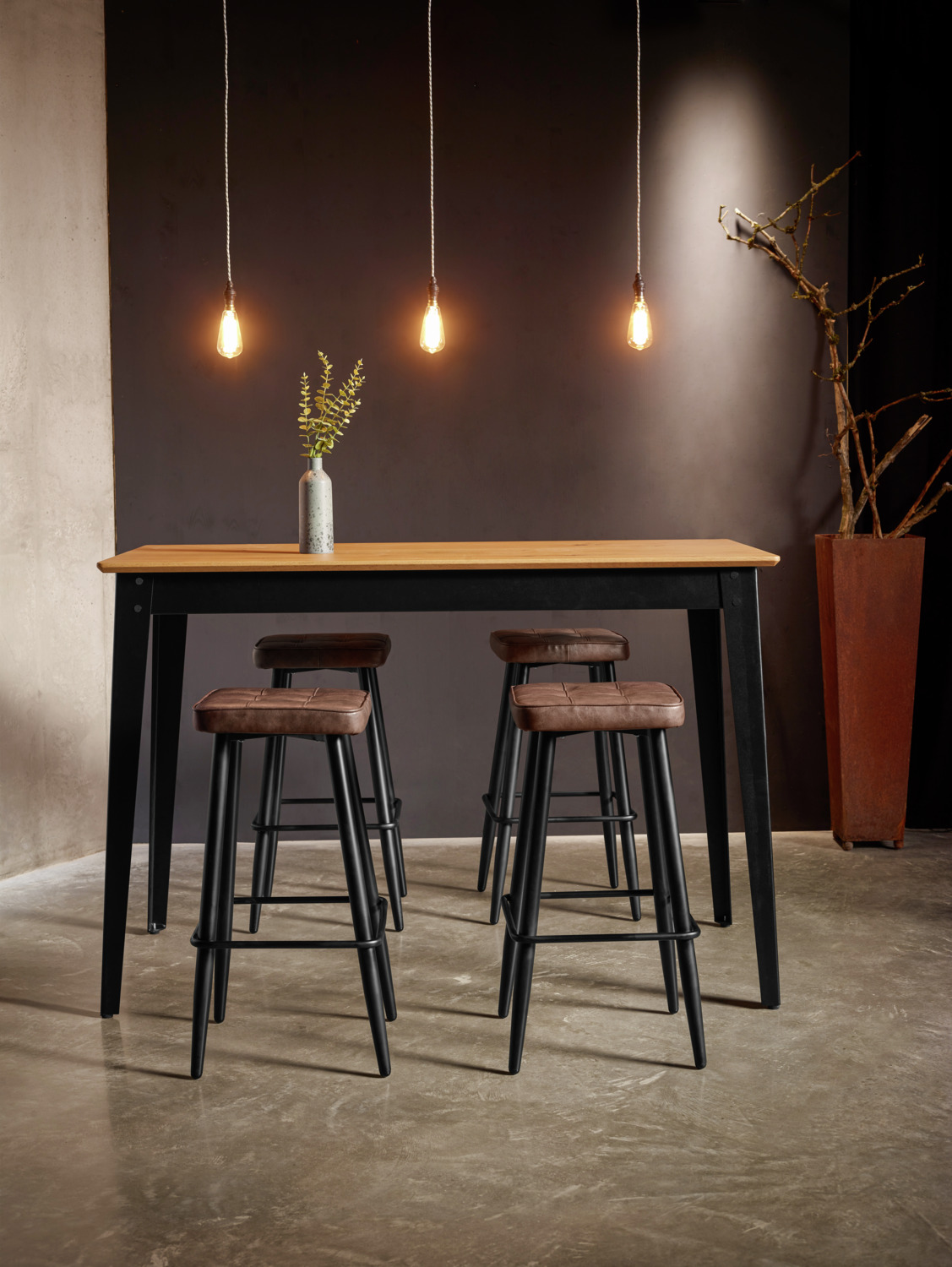 Scaun de bar VEGA Casto, Piele ecologica maro cu quilting, Cadru din otel vopsit electrostatic, 43x43x81 cm, Fara bratze, Utilizare interior