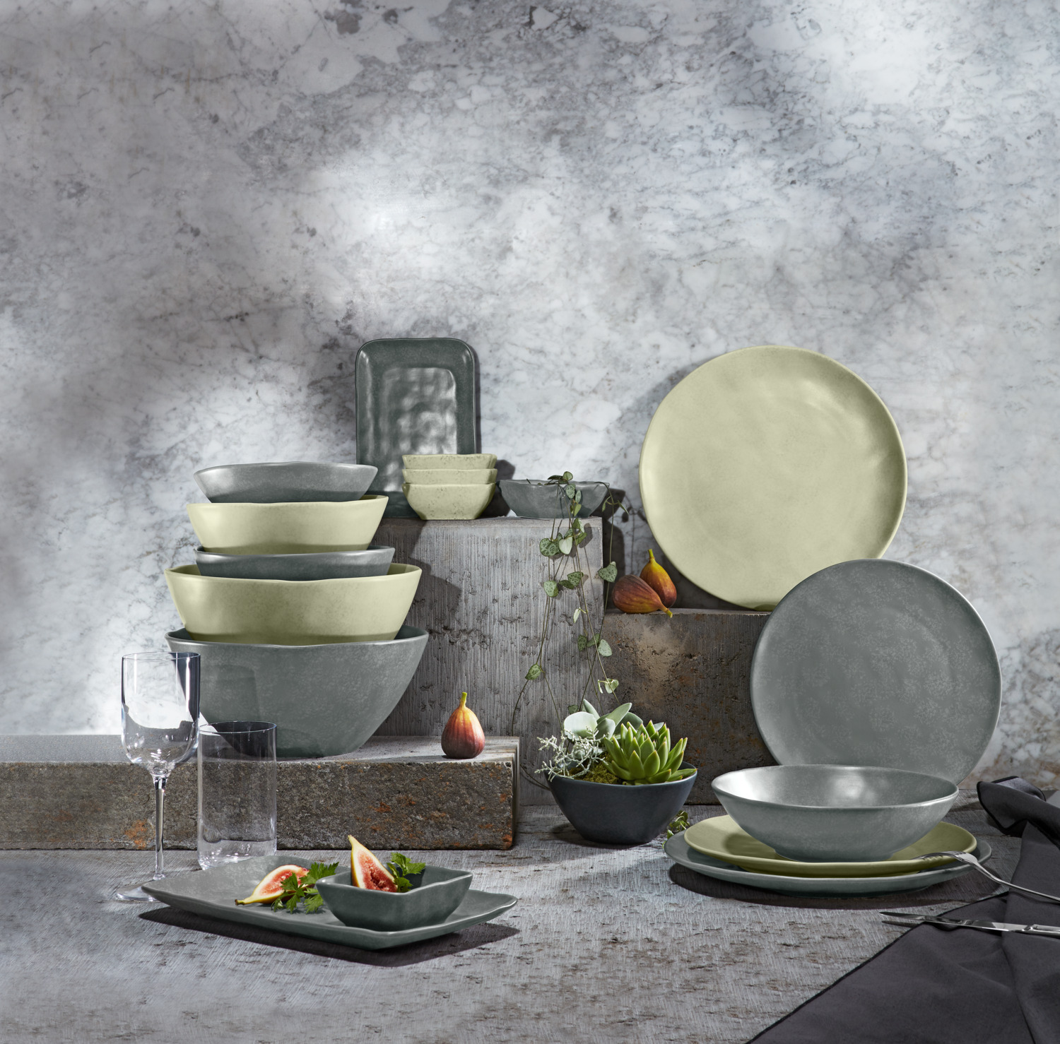 VEGA Arona Deep Plate, Anthracite Porcelain, Matt Glaze, Irregular Edges, 22 cm Diameter, 1200 ml Capacity, Dishwasher and Microwave Safe