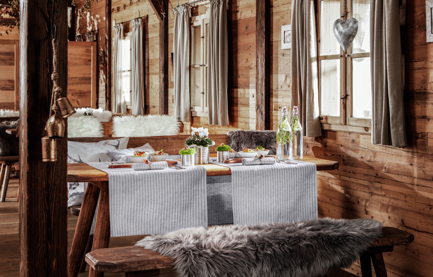 Covor Decorativ din Blana Artificiala ERWIN M. LUSINI Bergen, 115 x 70 cm, Maro, Poliacrilic Moale, OEKO-TEX Standard 100, Pentru Scaune si Banchete