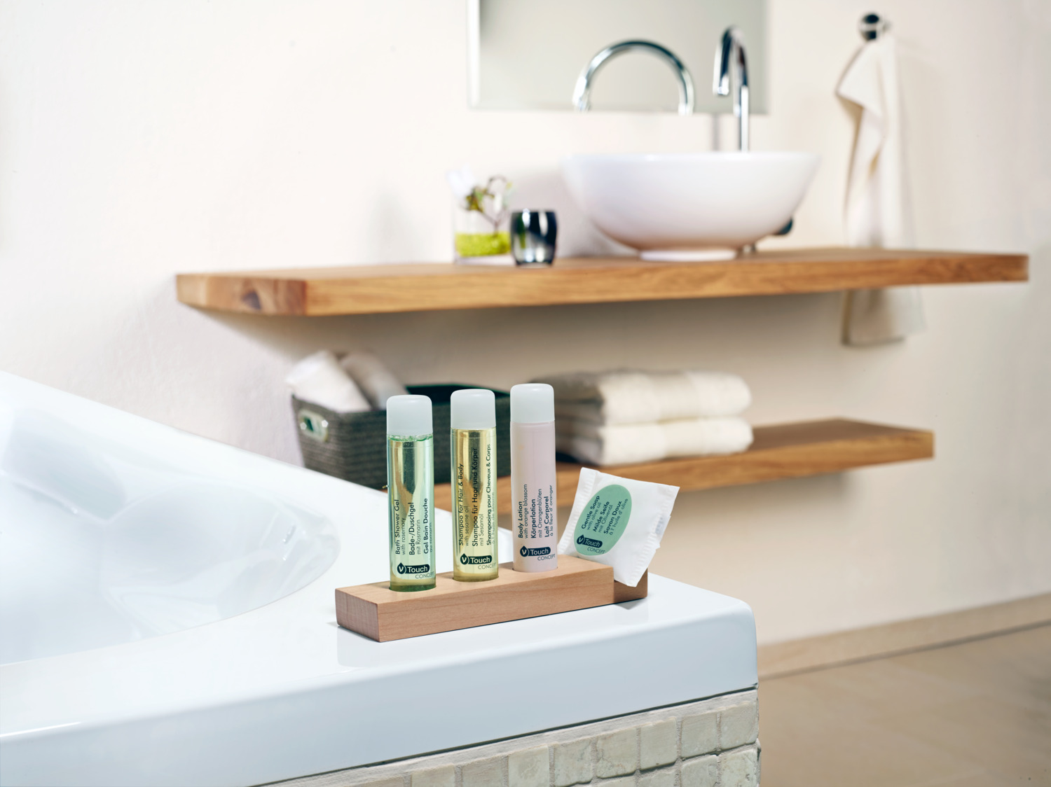 V-Touch Concept Hotel Guest Soap, 15g Round Bar with Olive Oil Plant Extracts, Mild Foaming Caring Soap for Face and Body, Dermatologically Tested